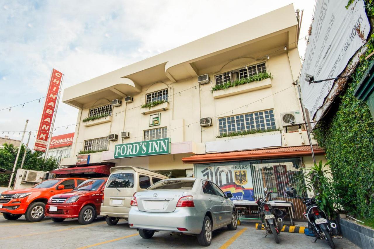 Vaccinated Staff - Oyo 465 Ford'S Inn Cebu Εξωτερικό φωτογραφία